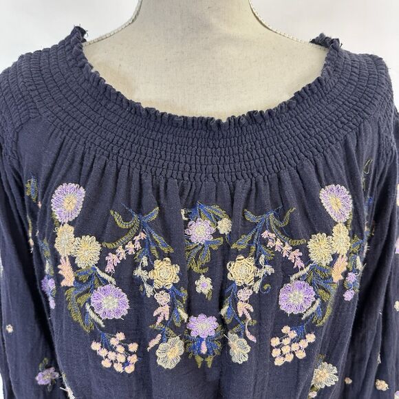 FREE PEOPLE SAACHI SMOCK Off the Shoulder EMBROIDERED FLORAL TOP Size M Boho - Picture 4 of 9
